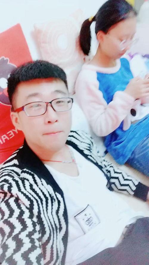 国产小妹拍照视频,青春活力，镜头下的美丽瞬间